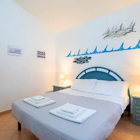 - Centro - Free Parking - Giardino - Bbq - Ac - Wi-fi Veloce * San Teodoro (Sardinia)